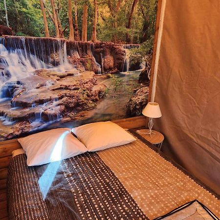 Camping Du Lion Bourg-Saint-Andéol Exterior foto
